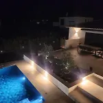 Villa Dima - Piscine Chauffee Climatisation Barbecue Petanque *