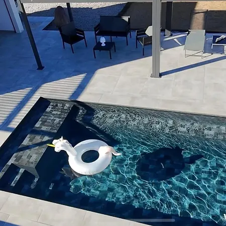 Dima - Piscine Chauffee Climatisation Barbecue Petanque Villa *