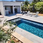 Dima - Piscine Chauffee Climatisation Barbecue Petanque 别墅 *