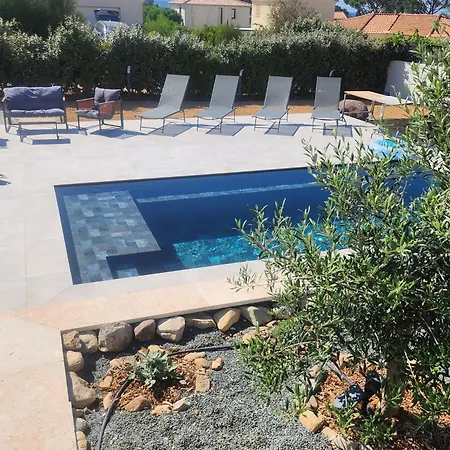 Villa Dima - Piscine Chauffee Climatisation Barbecue Petanque Calenzana