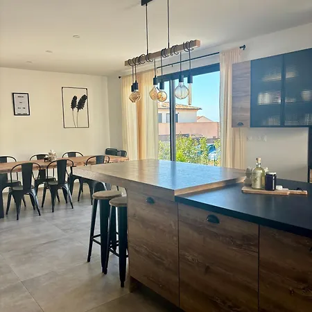 Dima - Piscine Chauffee Climatisation Barbecue Petanque فيلة كالينزانا