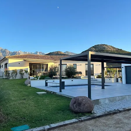 Dima - Piscine Chauffee Climatisation Barbecue Petanque * Calenzana