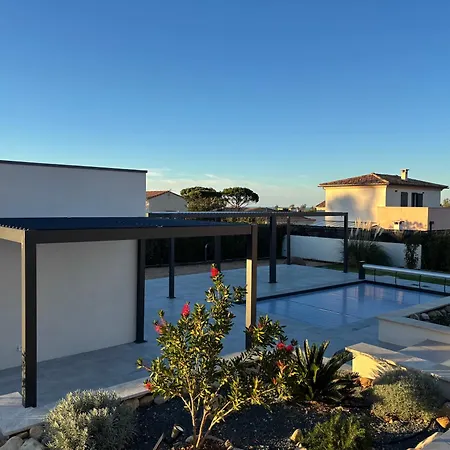 Dima - Piscine Chauffee Climatisation Barbecue Petanque * Calenzana