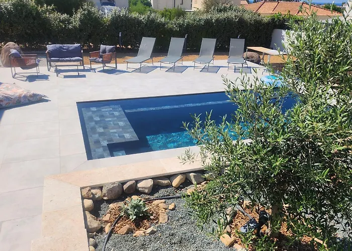 Vila Dima - Piscine Chauffee Climatisation Barbecue Petanque Calenzana