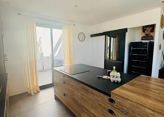 Vila Dima - Piscine Chauffee Climatisation Barbecue Petanque Calenzana