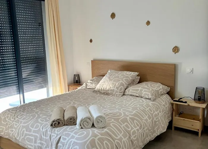 Dima - Piscine Chauffee Climatisation Barbecue Petanque Vila